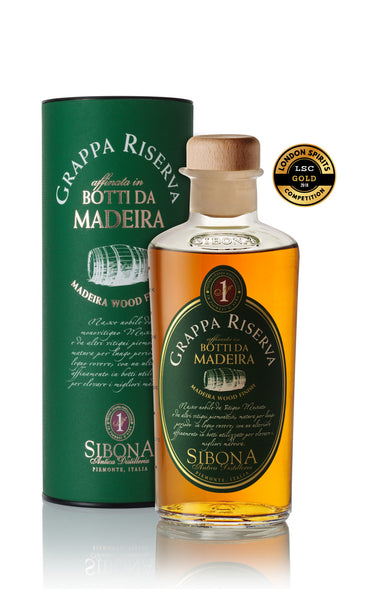 Grappa Reserva de Moscato envelhecida em barris de vinho da Ilha da Madeira